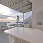 Anemos Cave Apart Otel 4*