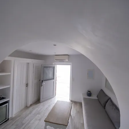 Anemos Cave 아파트호텔 이메로비글리