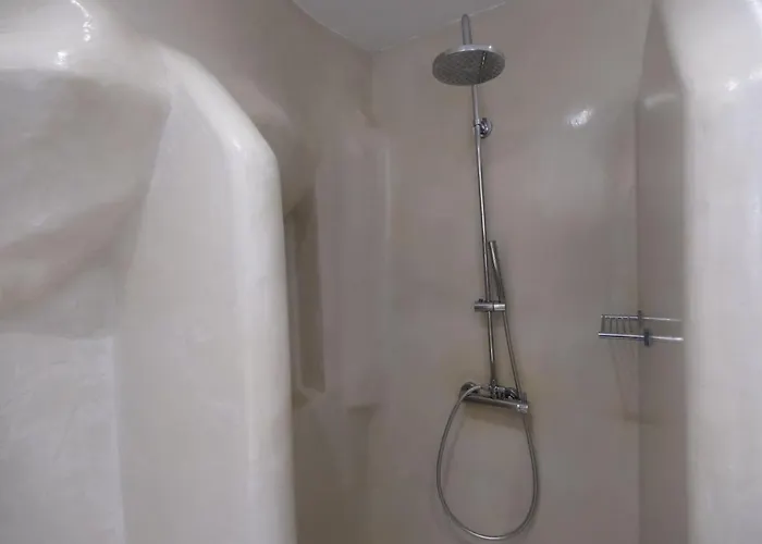 Anemos Cave Aparthotel Imerovigli (Santorini)